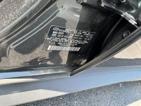 Used 2025 Hyundai Sonata SE FWD image 23