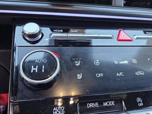 Used 2025 Hyundai Santa Fe Calligraphy image 11