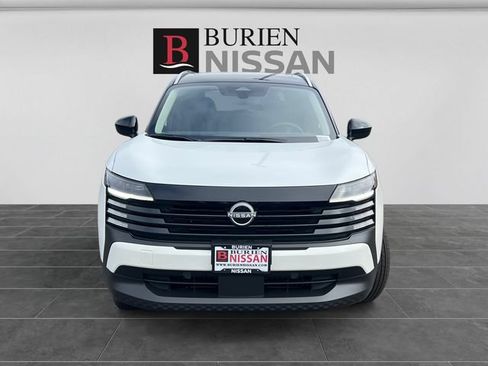 New 2026 Nissan Kicks SV w/ SV Premium Package AWD/4WD image 8