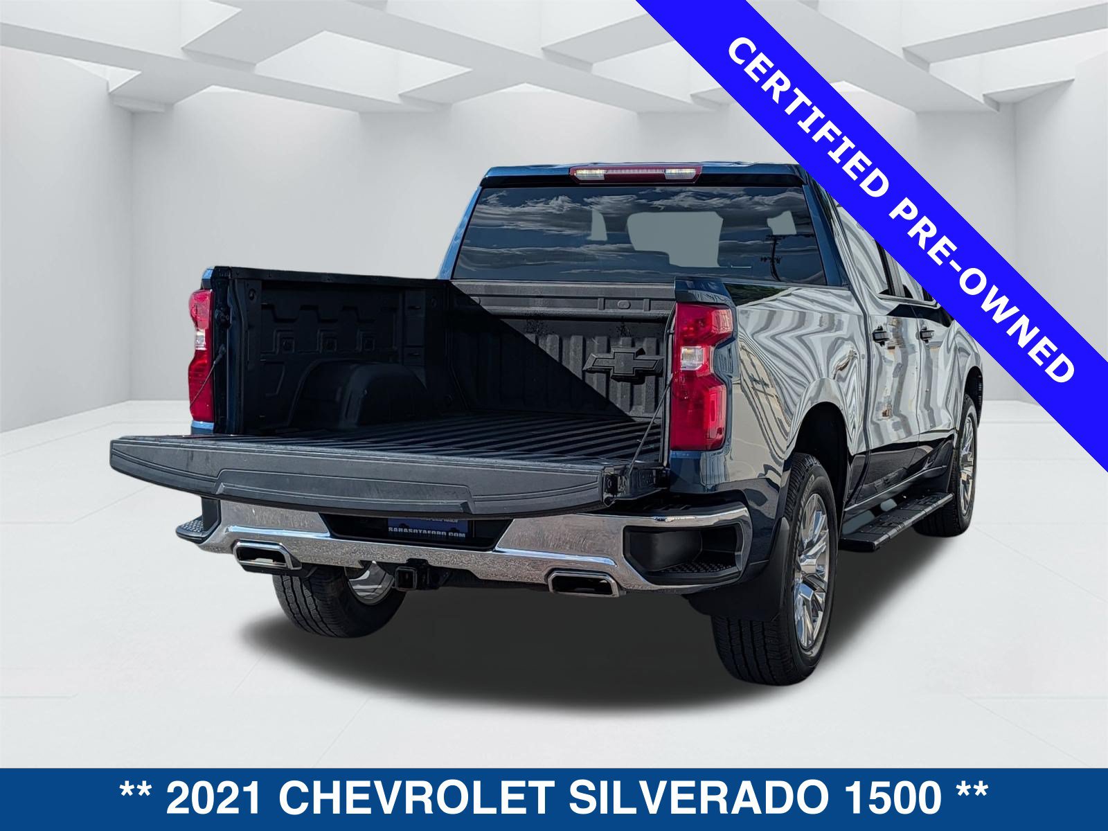 Used 2021 Chevrolet Silverado 1500 LT AWD/4WD image 14