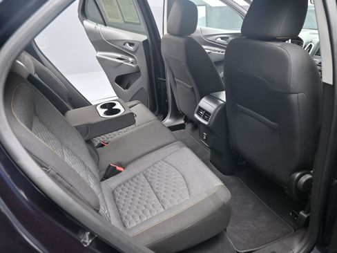 Used 2020 Chevrolet Equinox LT image 18