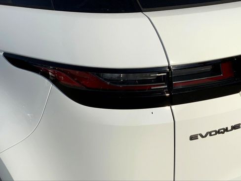 New 2026 Land Rover Range Rover Evoque S image 5