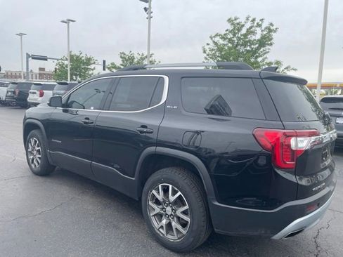 Used 2023 GMC Acadia SLE w/ Driver Convenience Package AWD/4WD image 4