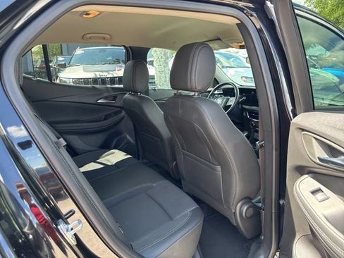 Used 2025 Buick Encore GX Preferred FWD image 15