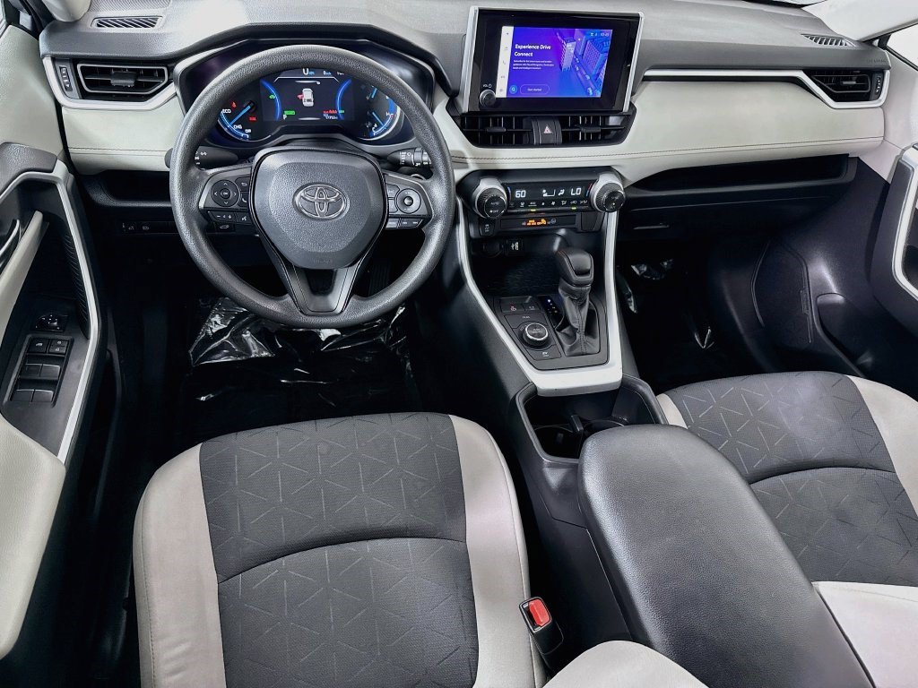 Used 2024 Toyota RAV4 XLE w/ Convenience Package AWD/4WD image 16