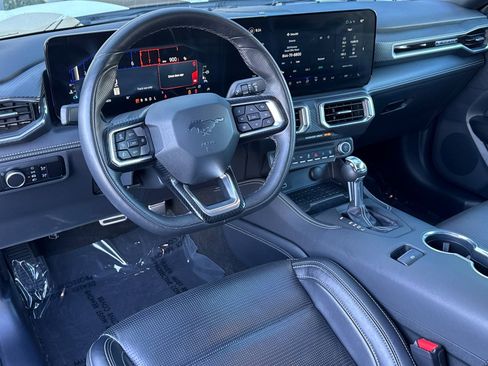 Used 2024 Ford Mustang Premium image 28
