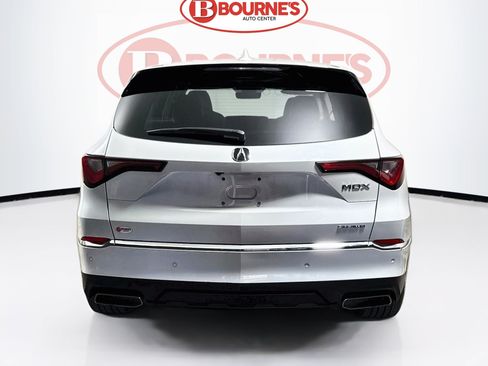 Used 2023 Acura MDX SH-AWD w/ Technology Package image 12