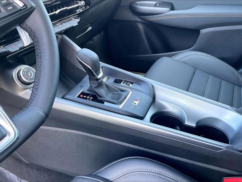 New 2025 Alfa Romeo Tonale Veloce w/ Premium Package image 8