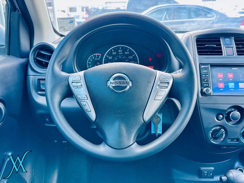 Used 2019 Nissan Versa S Plus FWD image 29