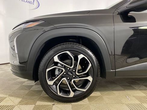 Certified 2025 Chevrolet Trax RS w/ Sunroof Package image 29