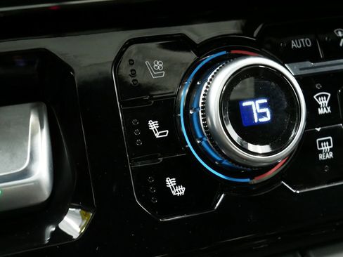 Used 2022 GMC Sierra 1500 AT4 w/ AT4 Preferred Package image 45