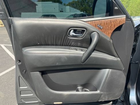 Used 2018 Nissan Armada Platinum w/ Captain Seat Package RWD image 9