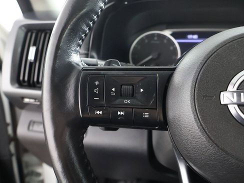 Used 2023 Nissan Pathfinder SL image 43