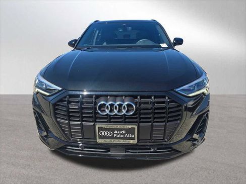 New 2025 Audi Q3 2.0T Premium image 8
