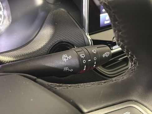 New 2026 Jeep Compass Limited image 18