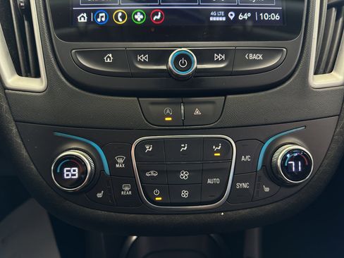 Used 2024 Chevrolet Malibu LT image 24