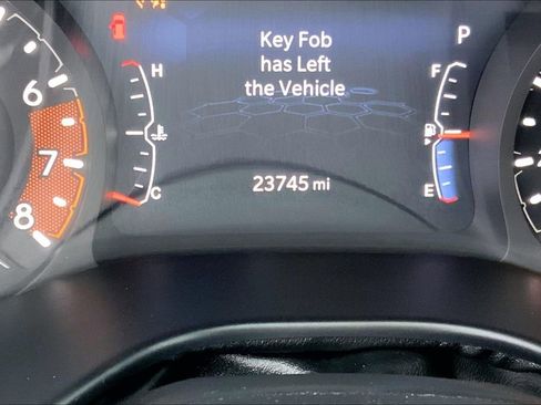 Used 2022 Jeep Compass Altitude image 26