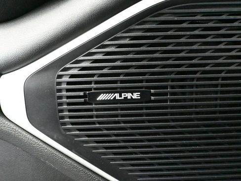 Used 2024 Jeep Wagoneer Series II w/ Flexible Seating Group AWD/4WD image 22