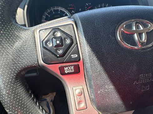Used 2016 Toyota 4Runner Limited AWD/4WD image 18