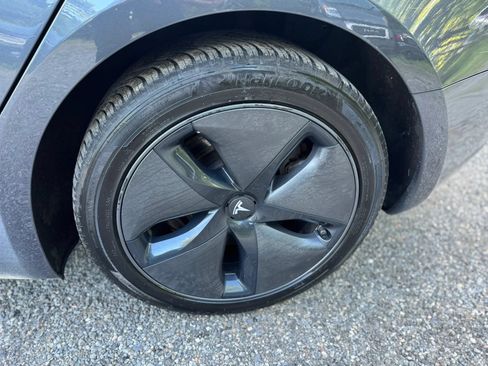Used 2018 Tesla Model 3 Long Range AWD/4WD image 9