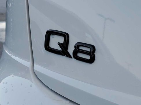 Certified 2023 Audi Q8 Premium Plus w/ Premium Plus Package AWD/4WD image 10