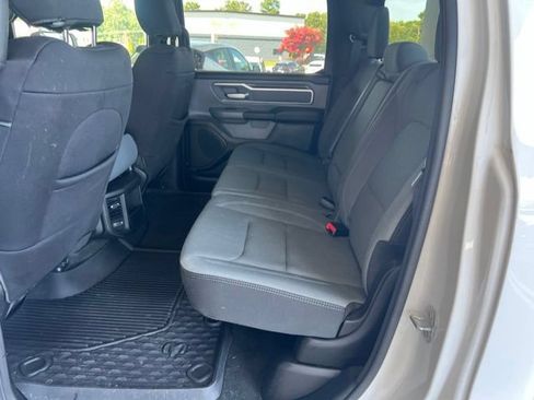 Used 2022 RAM 1500 Big Horn AWD/4WD image 15