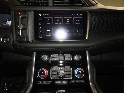 Certified 2024 GMC Yukon XL Denali w/ Denali Reserve Package image 18