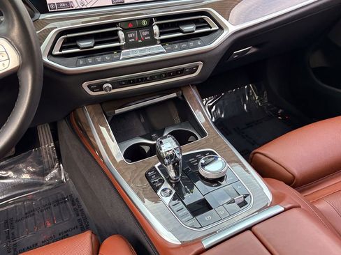 Used 2020 BMW X7 xDrive40i w/ Premium Package AWD/4WD image 33