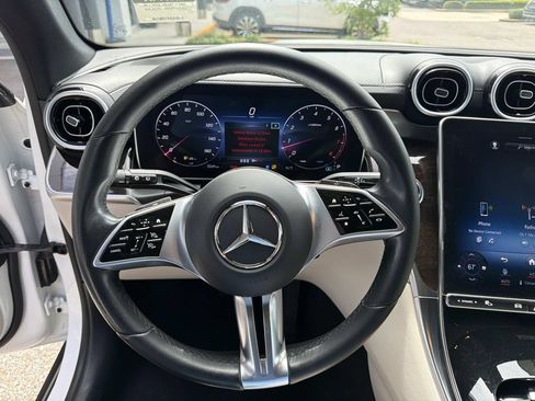 Used 2023 Mercedes-Benz GLC 300 image 22