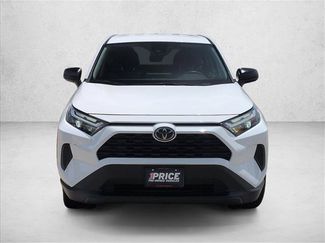 Used 2023 Toyota RAV4 LE FWD video 2