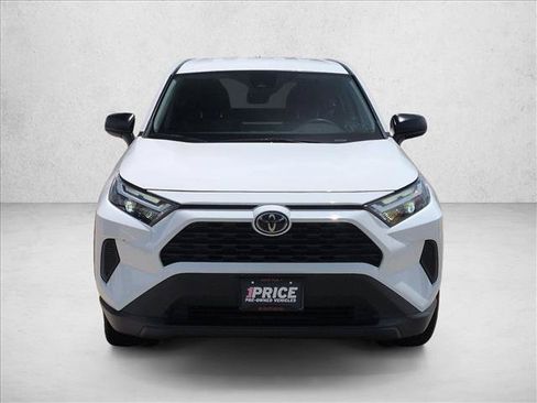 Used 2023 Toyota RAV4 LE FWD image 2