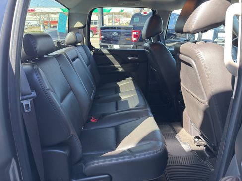 Used 2013 GMC Sierra 3500 Denali image 12