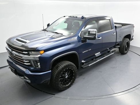 Used 2020 Chevrolet Silverado 3500 High Country AWD/4WD image 41
