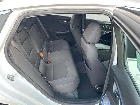Used 2023 Chevrolet Malibu LT image 24