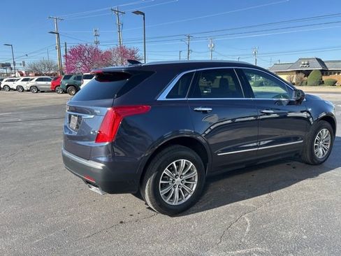 Used 2018 Cadillac XT5 Luxury w/ Driver Awareness Package image 6