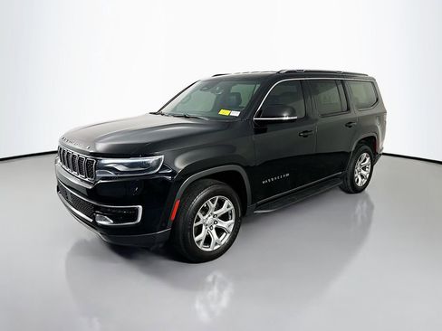 Used 2022 Jeep Wagoneer Series II AWD/4WD image 3