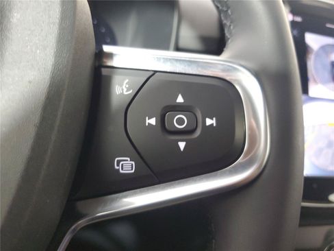 Certified 2024 Volvo C40 P8 Recharge Ultimate w/ Protection Package Premier RWD image 26