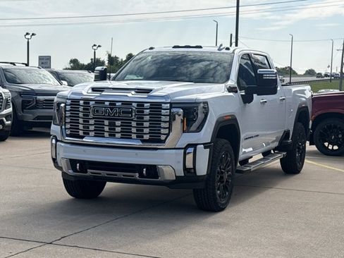 New 2026 GMC Sierra 2500 Denali w/ Denali Reserve Package AWD/4WD image 34