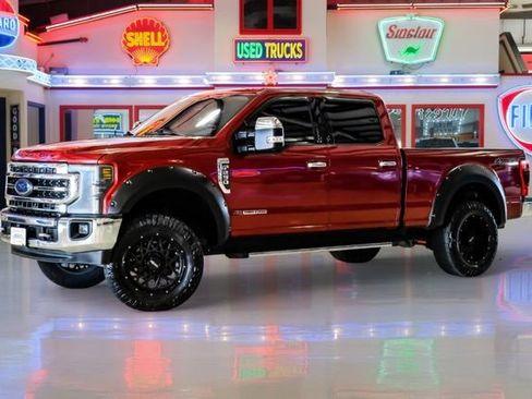 Used 2020 Ford F250 Lariat w/ Chrome Package image 2