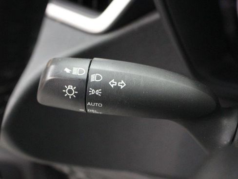 Used 2024 Toyota Corolla SE image 13