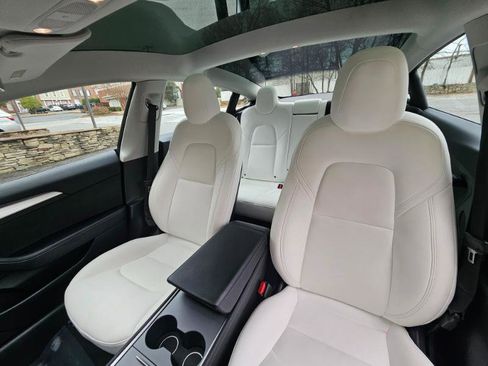 Used 2023 Tesla Model 3 Standard Range image 30