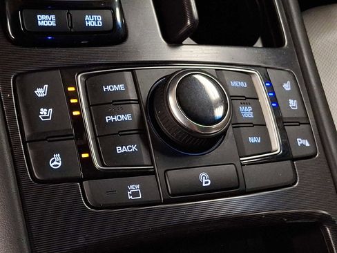 Used 2018 Genesis G80 3.3T Sport AWD/4WD image 19