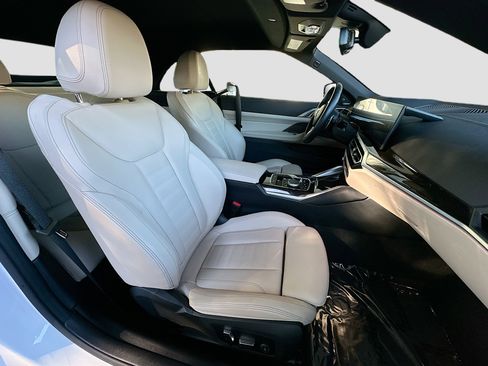 Certified 2024 BMW M440i Convertible w/ Premium Package image 29