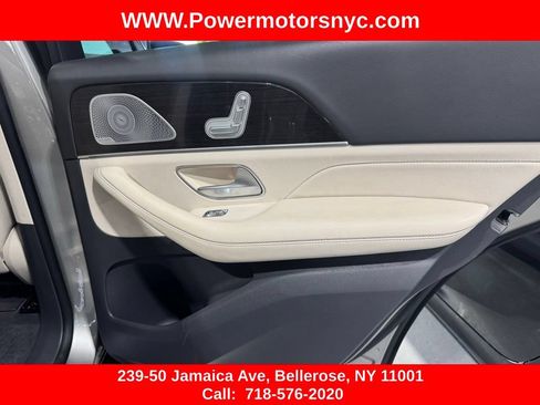 Used 2020 Mercedes-Benz GLE 350 w/ 3rd Row Seat Package image 26