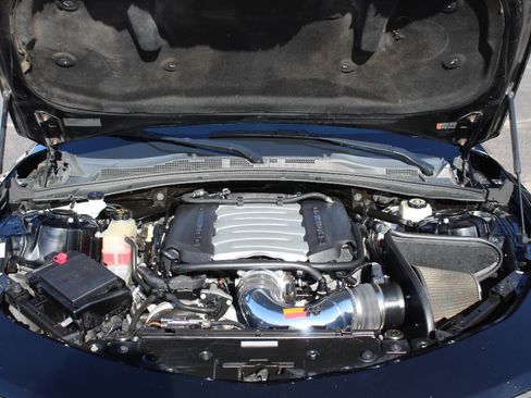 Used 2016 Chevrolet Camaro SS image 8