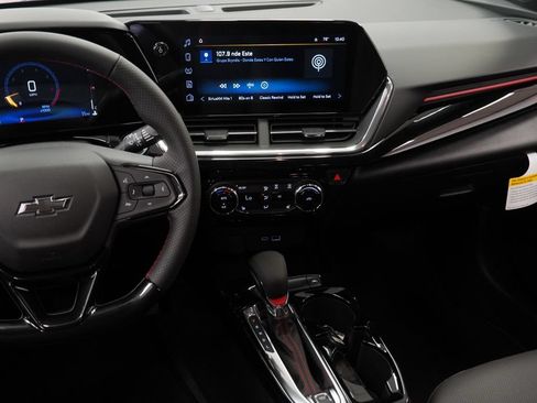 New 2026 Chevrolet Trax RS w/ Driver Confidence Package FWD image 13