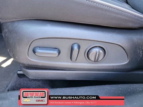 Used 2023 Chevrolet TrailBlazer LT FWD image 17