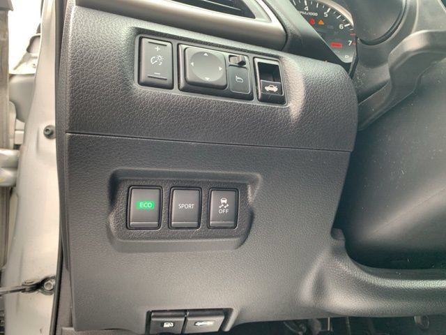 Used 2018 Nissan Sentra SV FWD image 25