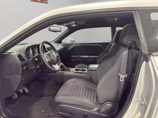 Used 2012 Dodge Challenger R/T video 3