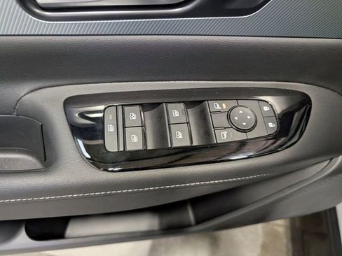 Used 2026 Nissan Murano SL image 14